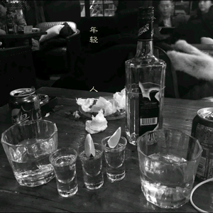 憋尿➕挠胸➕挠腋窝视频
